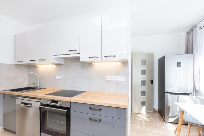 Pronájem bytu 2+1, Veselí nad Lužnicí, Blatské sídliště, 58 m2