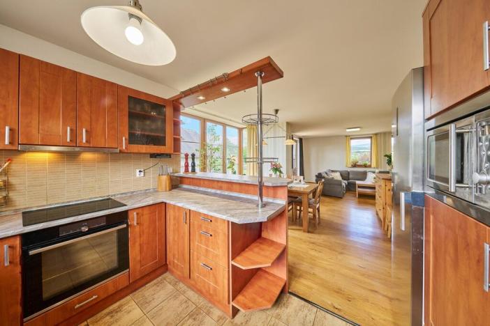 Prodej rodinného domu, Vlčice, 180 m2