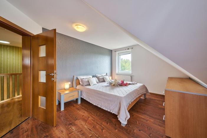 Prodej rodinného domu, Vlčice, 180 m2