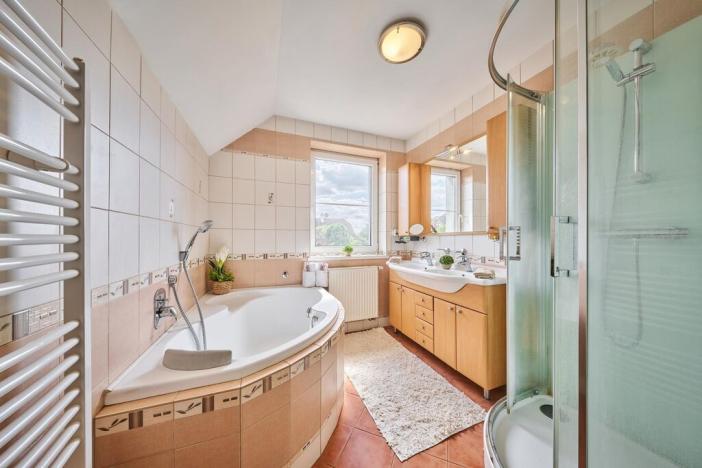 Prodej rodinného domu, Vlčice, 180 m2