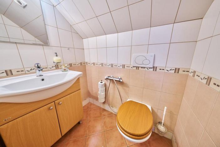 Prodej rodinného domu, Vlčice, 180 m2