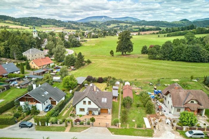 Prodej rodinného domu, Vlčice, 180 m2