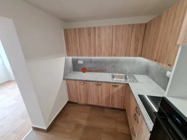 Pronájem bytu 1+1, Teplice - Trnovany, Antonína Sochora, 36 m2