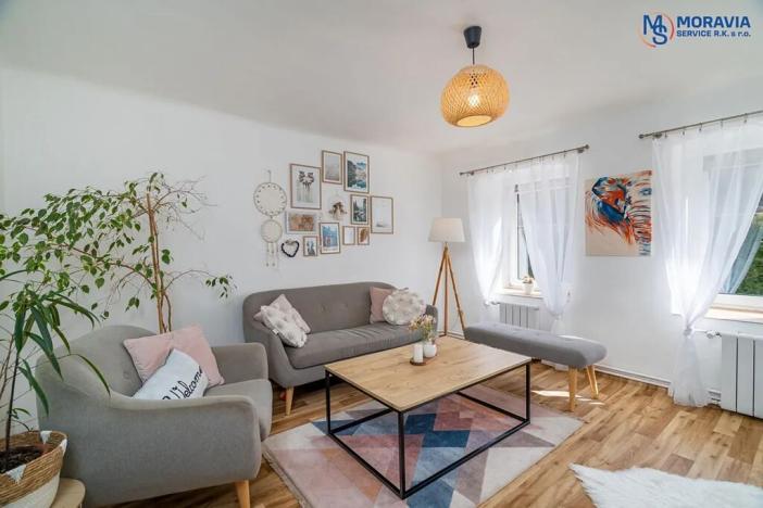 Prodej rodinného domu, Senička, 200 m2