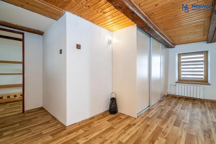 Prodej rodinného domu, Senička, 200 m2