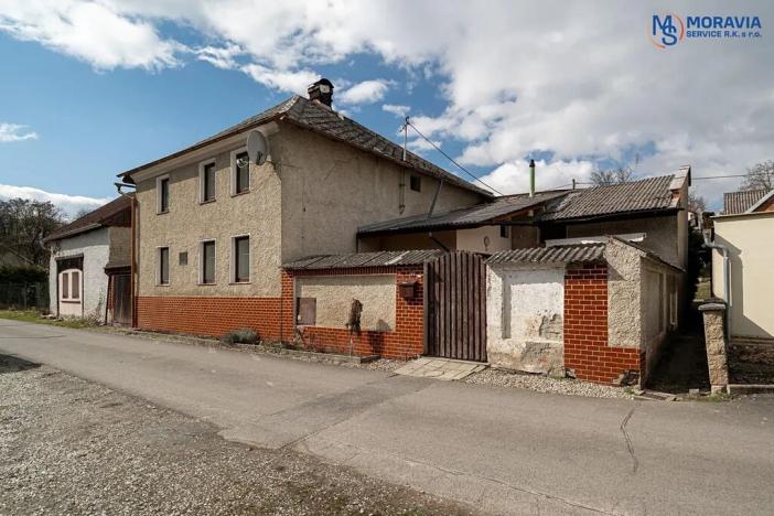 Prodej rodinného domu, Senička, 200 m2