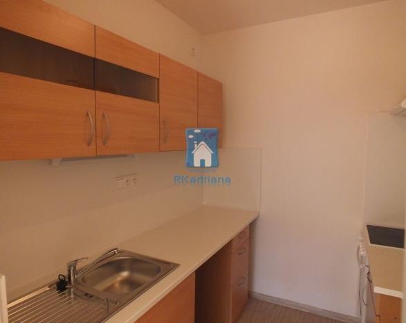 Pronájem bytu 2+kk, Praha, Zrzavého, 45 m2