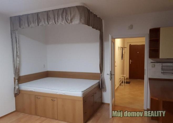 Pronájem bytu 1+kk, Praha - Pitkovice, K dálnici, 42 m2