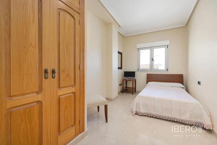 Prodej bytu 4+kk, Torrevieja, Španělsko, 133 m2