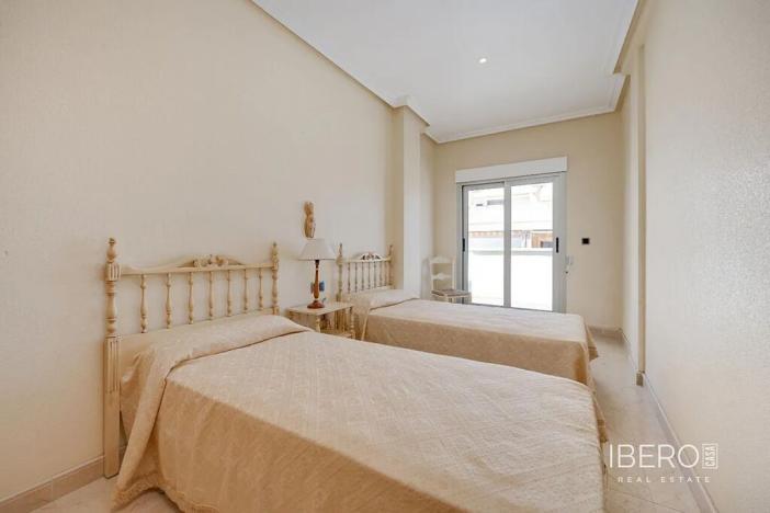 Prodej bytu 4+kk, Torrevieja, Španělsko, 133 m2