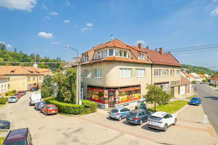 Prodej bytu 4+kk, Lysice, Horní náměstí, 179 m2