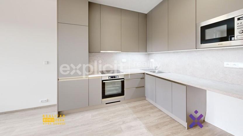 Pronájem bytu 1+kk, Zlín, Nad Stráněmi, 34 m2