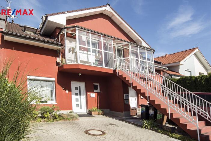 Prodej bytu 3+kk, Nupaky, Za Hotelem, 84 m2