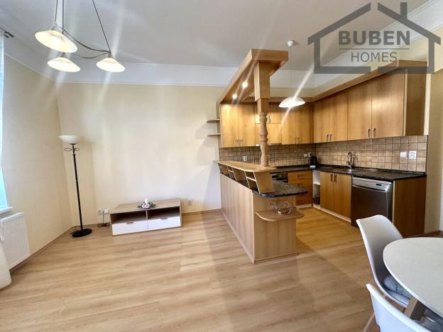 Prodej bytu 4+kk, Mariánské Lázně, Husova, 91 m2