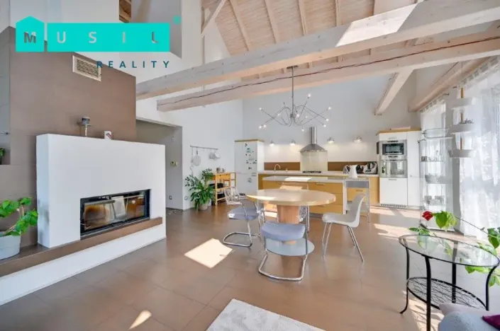 Prodej rodinného domu, Šternberk, Za Humny, 200 m2