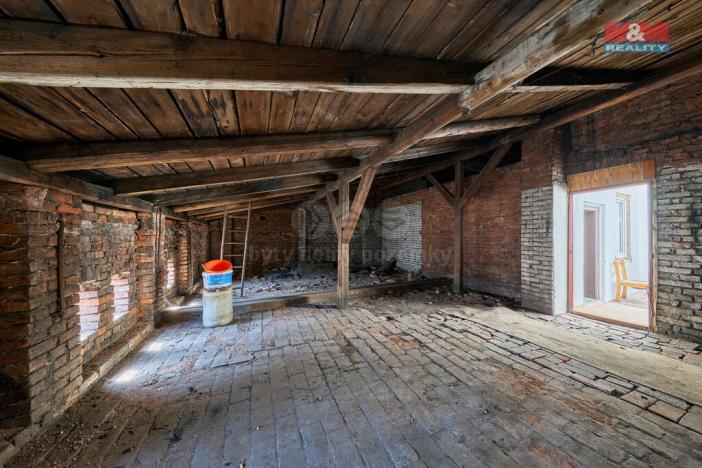 Prodej rodinného domu, Broumov - Poříčí, Tyršova, 421 m2