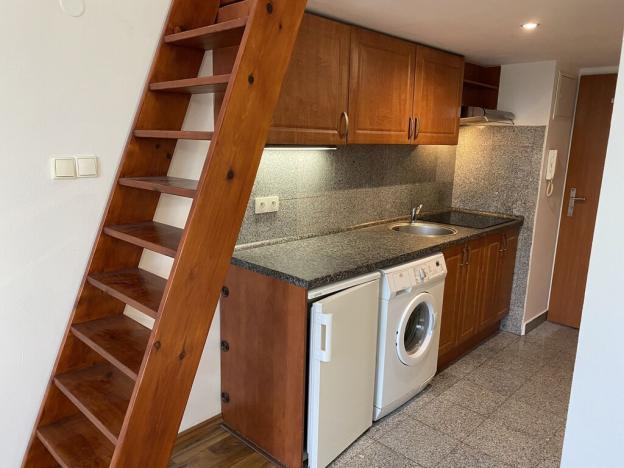 Pronájem bytu 1+kk, Praha - Vysočany, Freyova, 20 m2