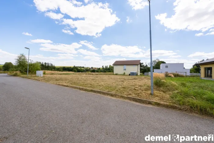Prodej pozemku pro bydlení, Střítež, 640 m2