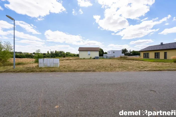 Prodej pozemku pro bydlení, Střítež, 640 m2