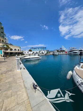 Prodej bytu 3+kk, Lemesos, Kypr, 86 m2