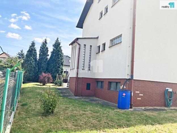 Prodej rodinného domu, Chlumčany, U Stadionu, 178 m2