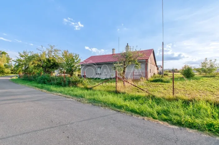 Prodej pozemku pro bydlení, Lučina, 2139 m2