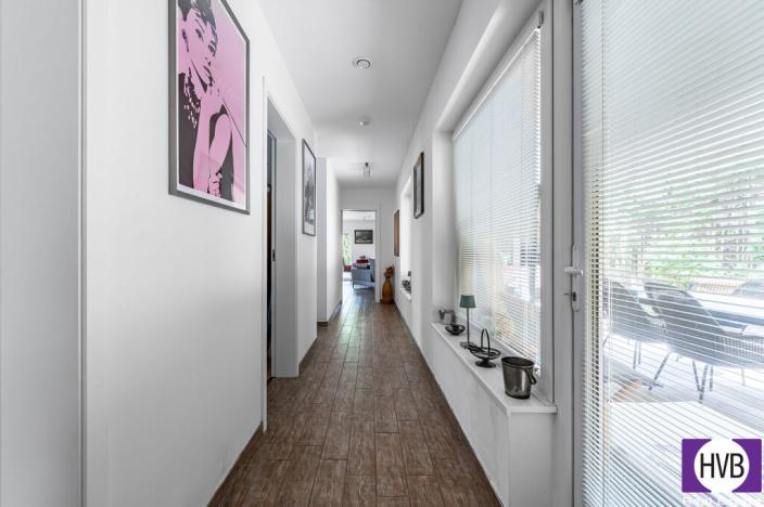 Prodej vícegeneračního domu, Podolanka, Pod Strání, 333 m2