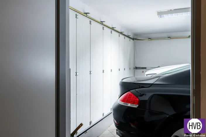 Prodej vícegeneračního domu, Podolanka, Pod Strání, 333 m2