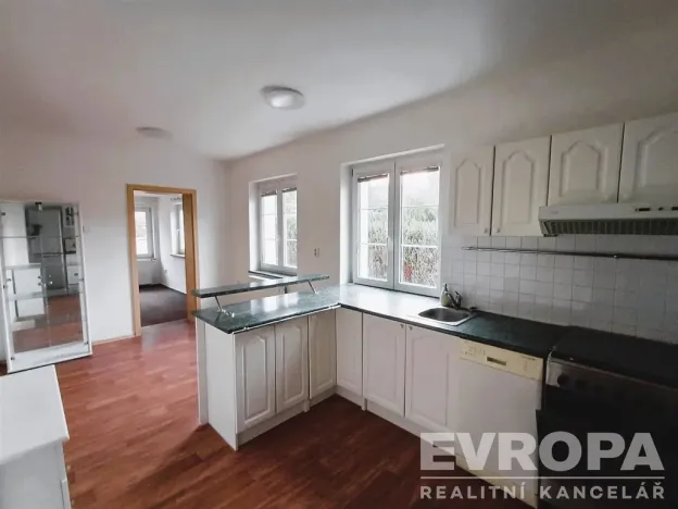 Prodej rodinného domu, Nižbor - Stradonice, Stradonice, 260 m2