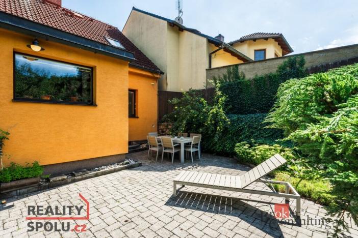 Prodej rodinného domu, Brno - Žebětín, Akátová, 222 m2