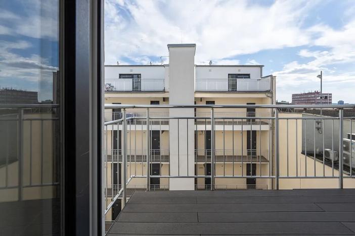 Pronájem bytu 2+kk, Brno, Bratislavská, 45 m2