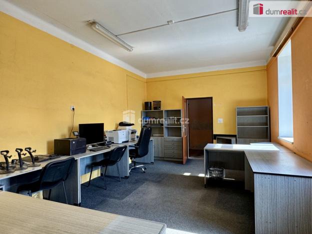 Prodej kanceláře, Pravčice, 840 m2