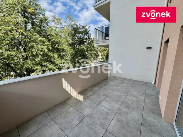 Pronájem kanceláře, Zlín, Nad Stráněmi, 72 m2