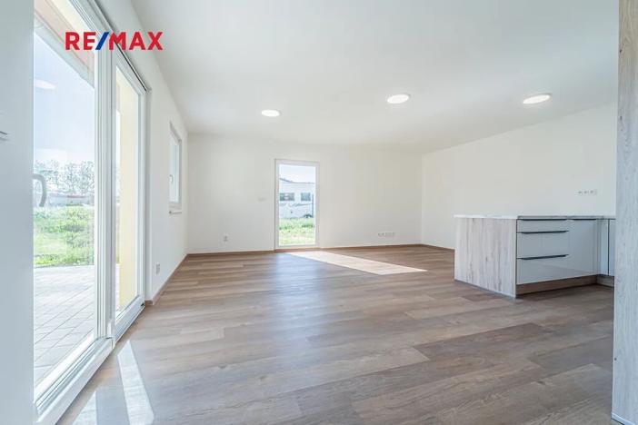 Pronájem rodinného domu, Stochov, Krátká, 88 m2