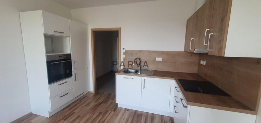 Pronájem bytu 1+kk, Plzeň - Jižní Předměstí, Nemocniční, 30 m2