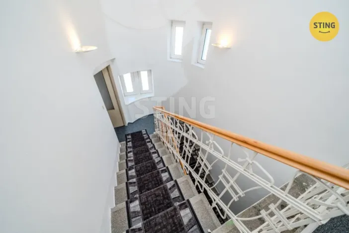 Pronájem kanceláře, Ostrava, Starobělská, 250 m2