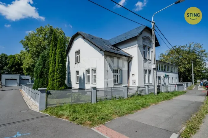 Pronájem kanceláře, Ostrava, Starobělská, 250 m2