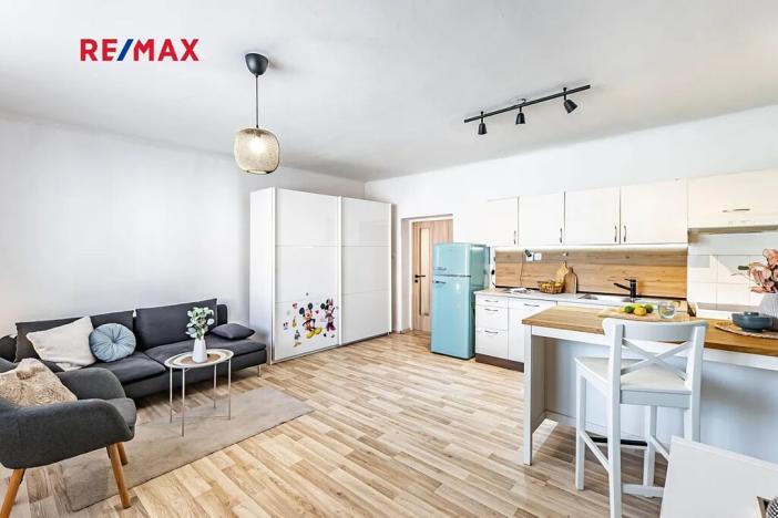 Prodej vícegeneračního domu, Ledenice, 5. května, 155 m2