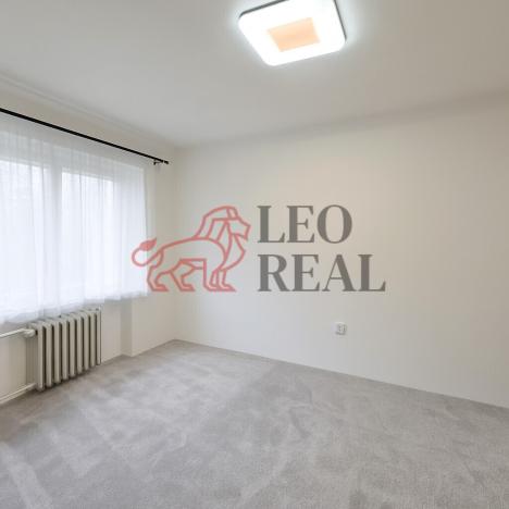 Pronájem bytu 3+1, Komárov, Odborářská, 62 m2