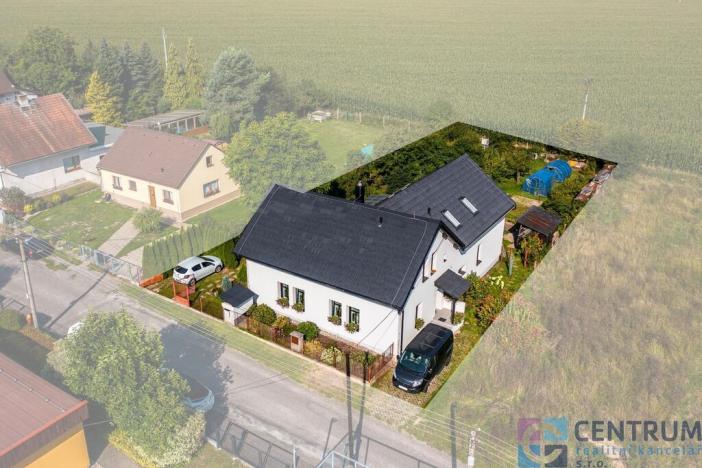 Prodej rodinného domu, Loukovec, 215 m2