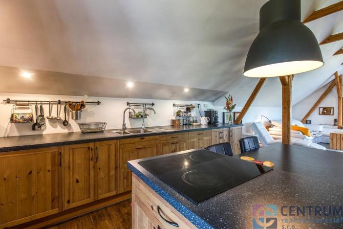 Prodej rodinného domu, Loukovec, 215 m2