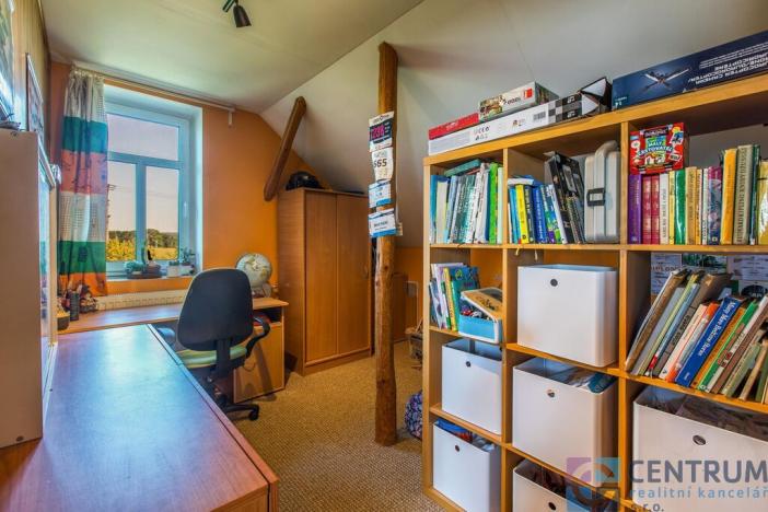 Prodej rodinného domu, Loukovec, 215 m2