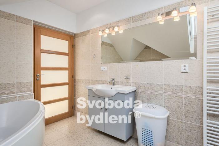 Prodej rodinného domu, Nelahozeves, Zagarolská, 228 m2