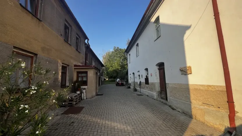 Prodej rodinného domu, Chotiněves, 300 m2