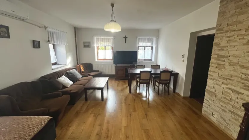 Prodej rodinného domu, Chotiněves, 300 m2