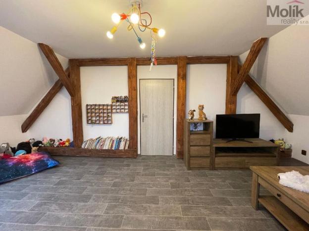 Prodej rodinného domu, Klíny, 180 m2