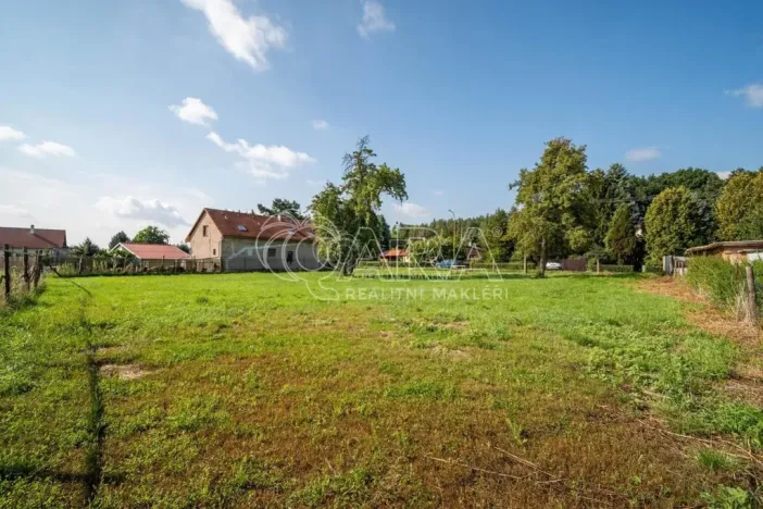 Prodej pozemku pro bydlení, Kladruby nad Labem - Bílé Vchynice, 1300 m2