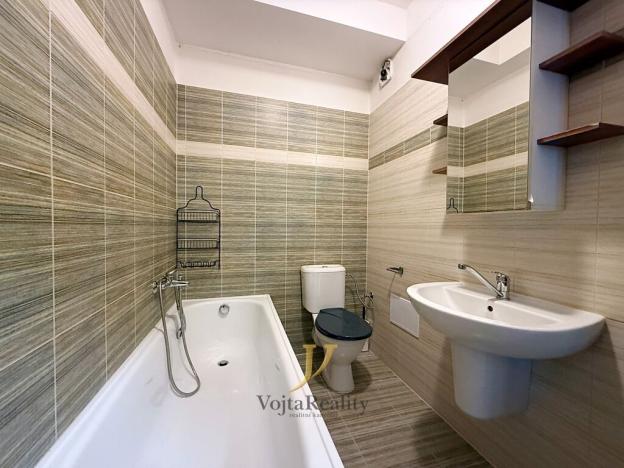 Prodej bytu 2+kk, Olomouc - Neředín, Okružní, 59 m2