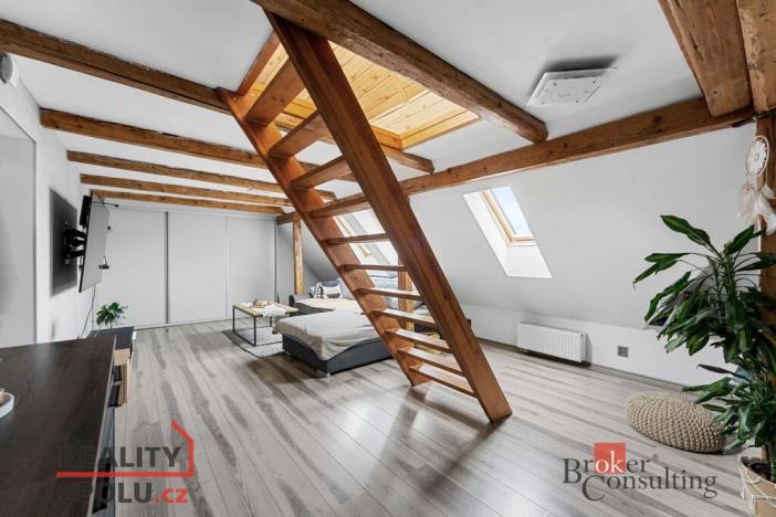 Prodej bytu 2+1, Trutnov, 80 m2