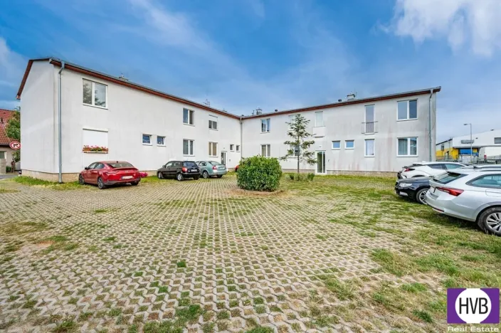 Prodej garážového stání, Vestec, U Strouhy, 13 m2